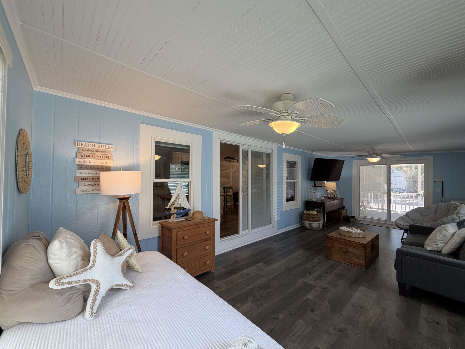 2027 Kingfisher Dr.  Photo 4