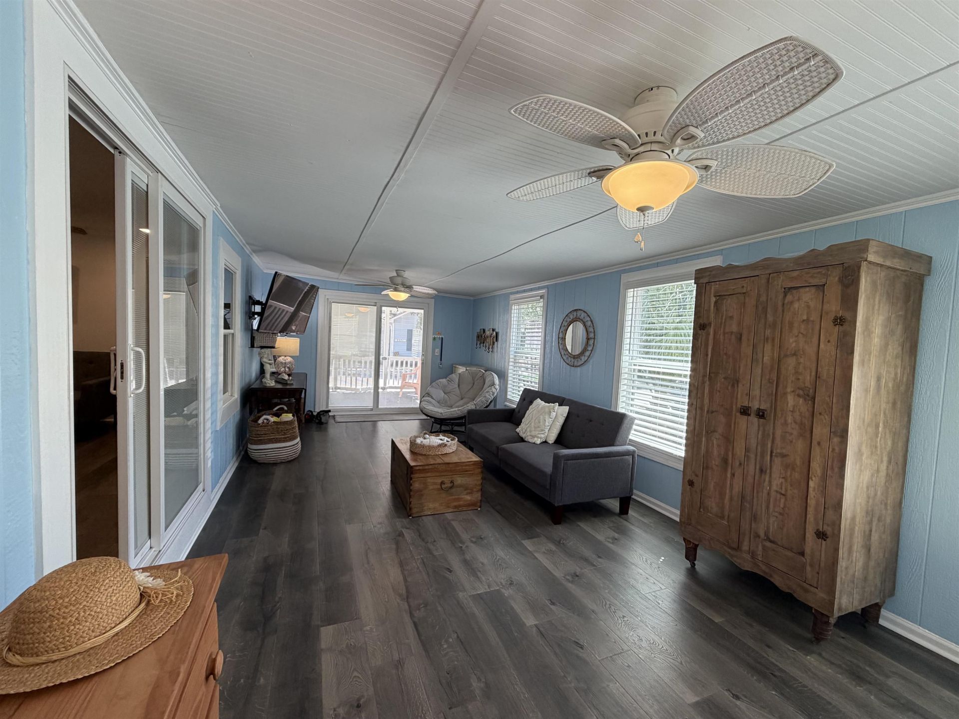2027 Kingfisher Dr.  Photo 5