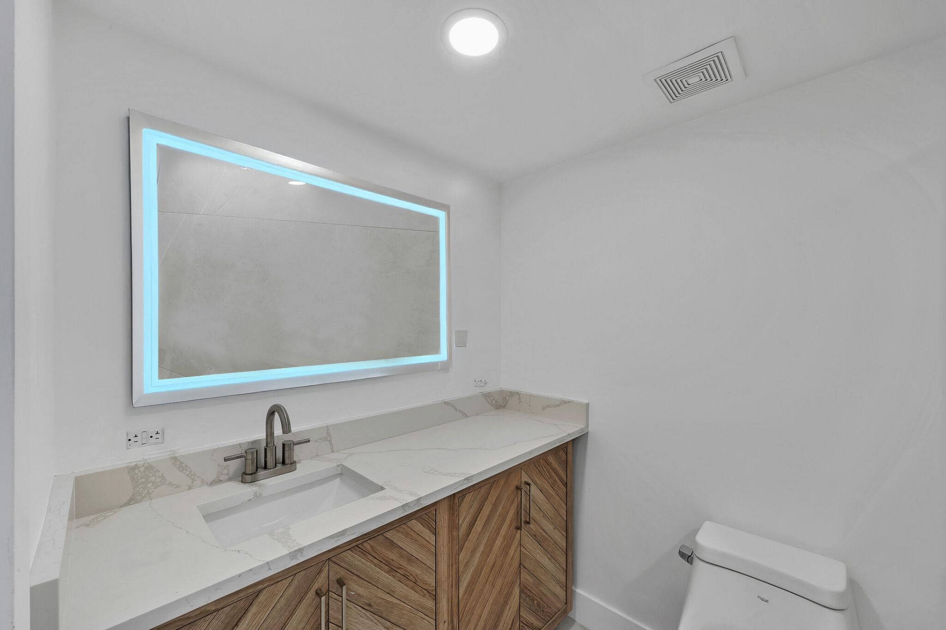9818 Marina Boulevard, Unit 1225, Boca Raton, FL 33428 Photo