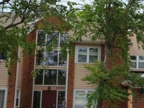 1332 Holgate Drive, Unit G3, Ballwin, MO 63021