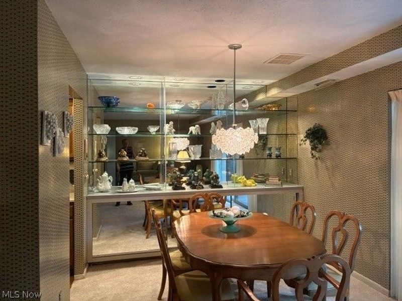 2112 Acacia Park Drive, Unit 205, Lyndhurst, OH 44124 Photo 7