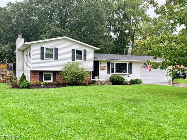3350 Sandy Lake Road , Ravenna, OH 44266