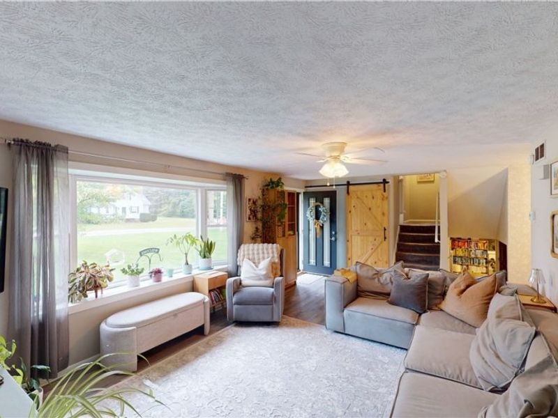 3350 Sandy Lake Road, Ravenna, OH 44266 Photo 5