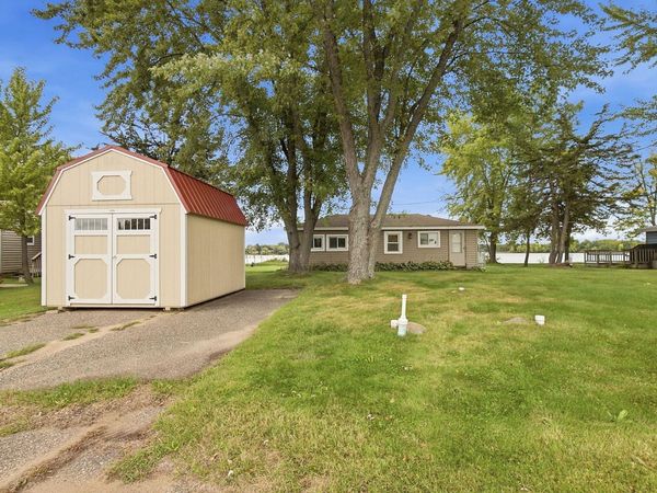 31468 London Drive NE, Cambridge, MN 55008
