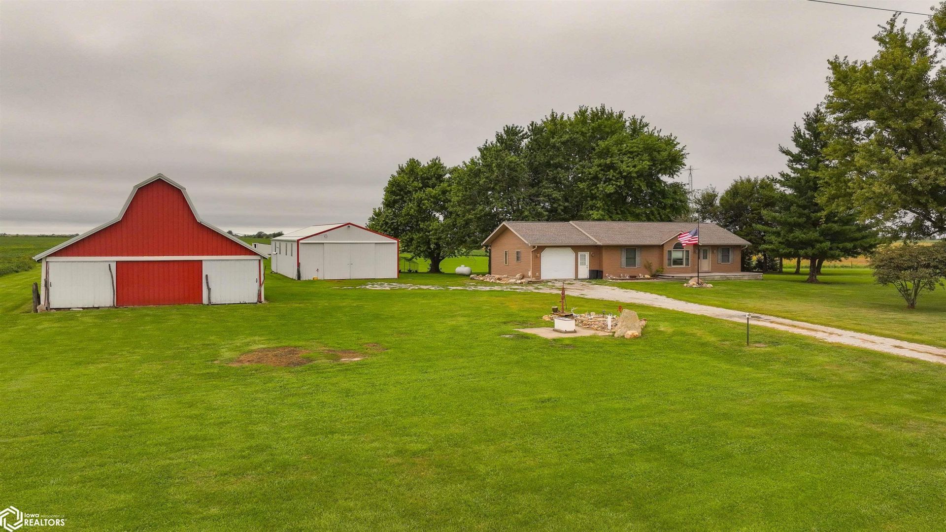18299 Highway S70, Plano, IA 52581 Main Photo