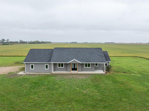 19405 County Highway E24, Whiting, IA 51063