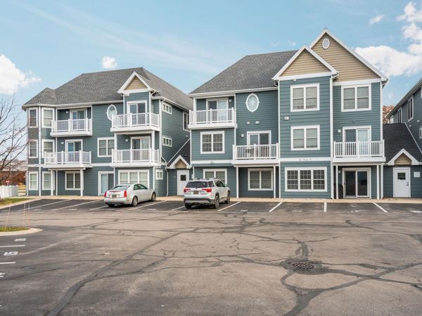 100 Hope Street, Unit 210, Traverse City, MI 49684