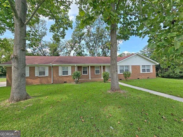 3860 Camellia Drive, Valdosta, GA 31605