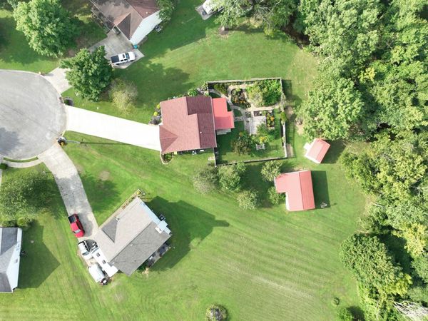 127 Pleasant Ln , White House, TN 37188