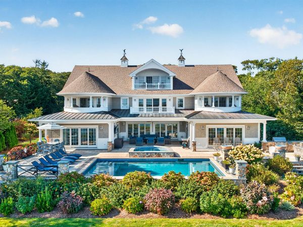 28 Aunt Ediths Road, South Yarmouth, MA 02664