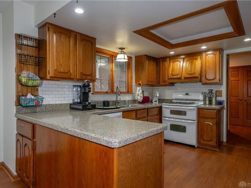 1874 Willowgreen Drive, Beavercreek, OH 45432 Photo 4