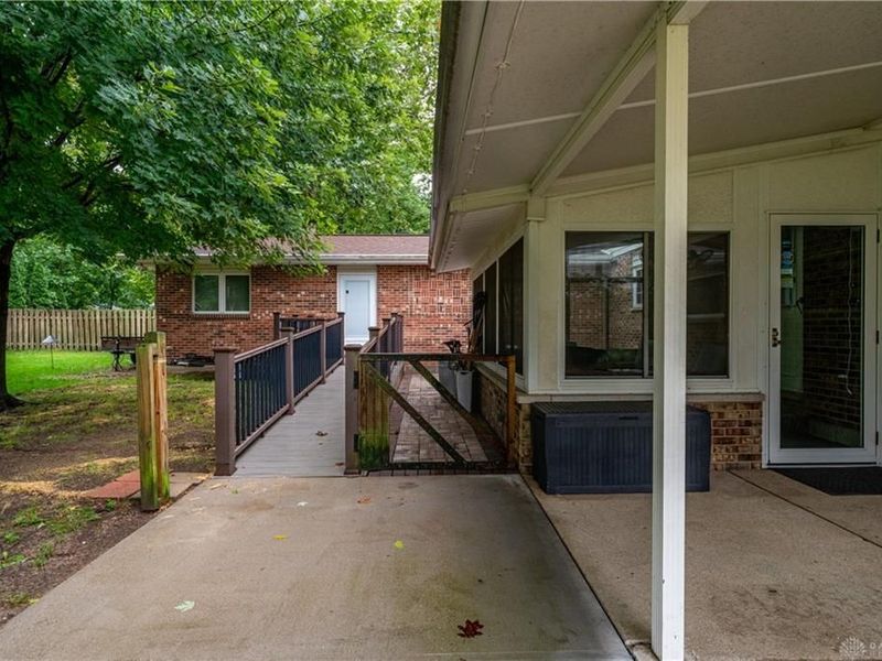 1874 Willowgreen Drive, Beavercreek, OH 45432 Photo 51
