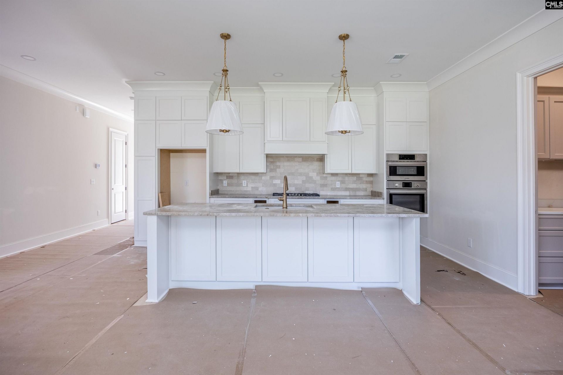 319 Golden Glow Lane  Photo 7