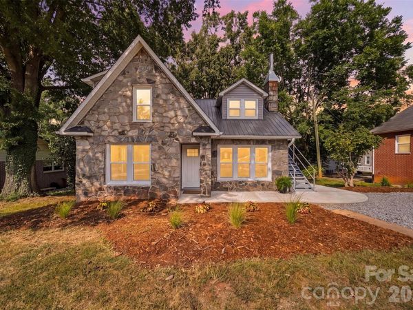 436 N Green Street , Morganton, NC 28655