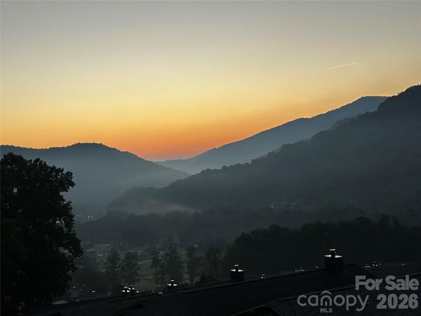 33 Flint Lane , Maggie Valley, NC 28751