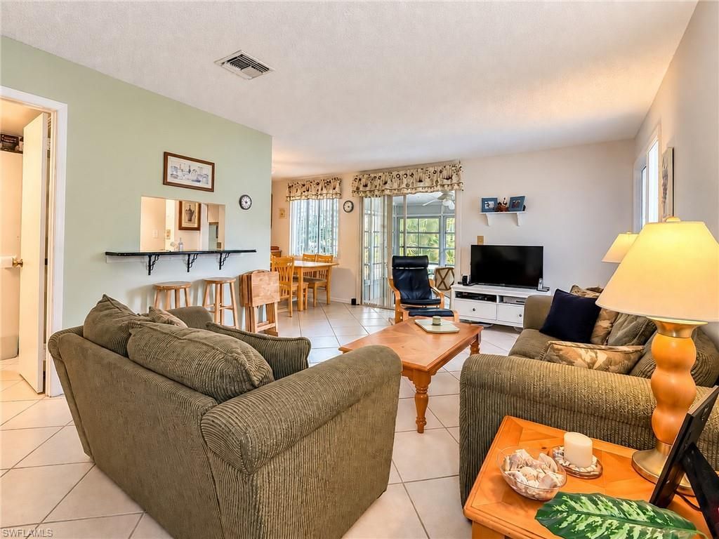 3260 Royal Canadian Trce, Unit 3, Fort Myers, FL 33907 Photo
