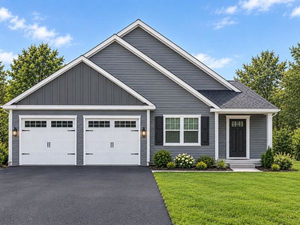 17 Atkinson Circle, Unit 5, Hudson, NH 03051