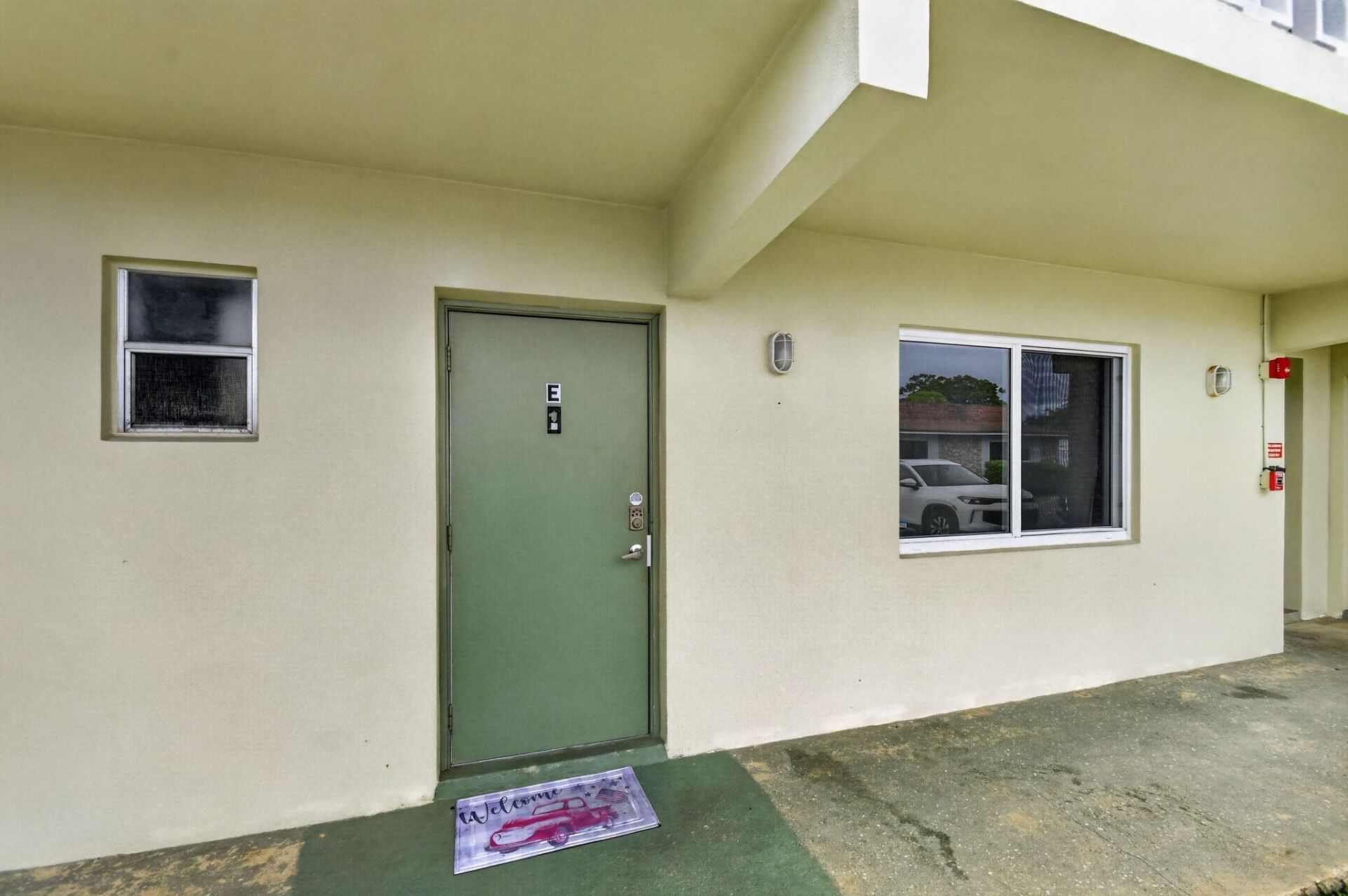 658 NE 6th Court E, Unit E, Boynton Beach, FL 33435 Photo