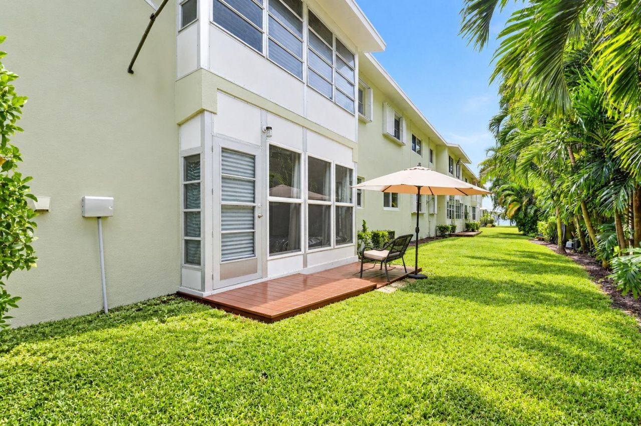 658 NE 6th Court E, Unit E, Boynton Beach, FL 33435 Photo