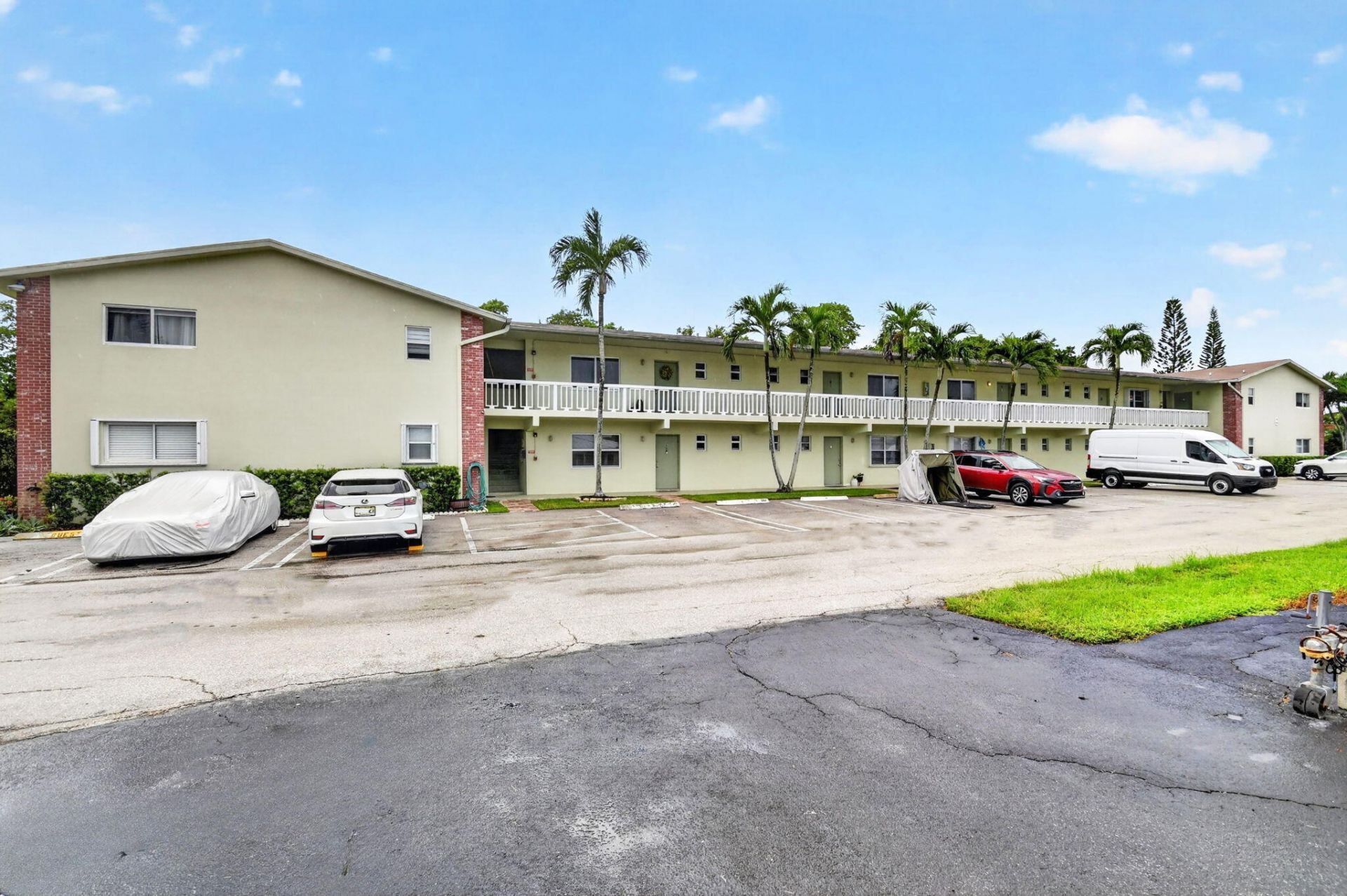 658 NE 6th Court E, Unit E, Boynton Beach, FL 33435 Photo