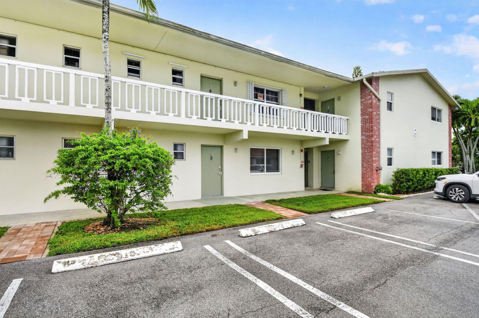 658 NE 6th Court E, Unit E, Boynton Beach, FL 33435 Photo