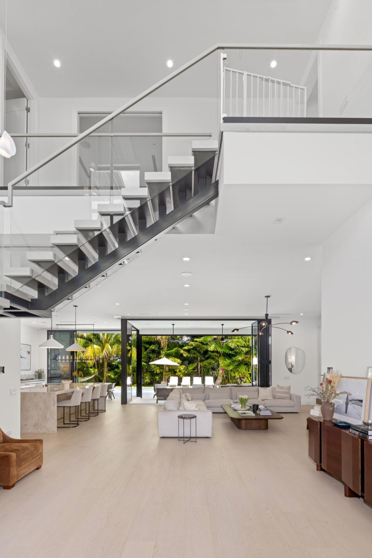 735 W Fern Drive, Boca Raton, FL 33432 Photo