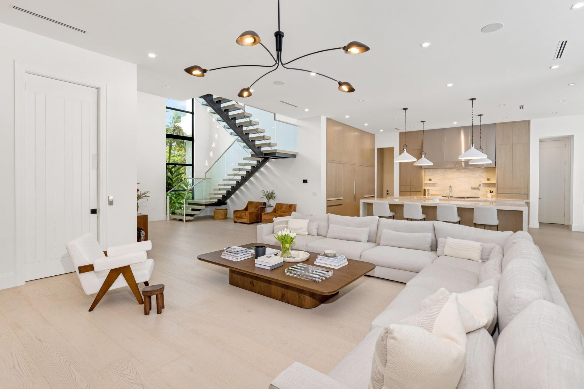 735 W Fern Drive, Boca Raton, FL 33432 Photo