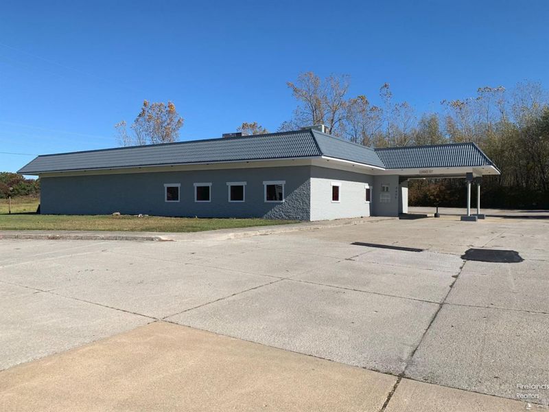 6402 Milan Road, Sandusky, OH 44870 Photo 2