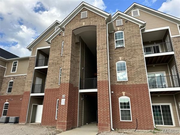 235 Harmony Meadows Court , Dardenne Prairie, MO 63368