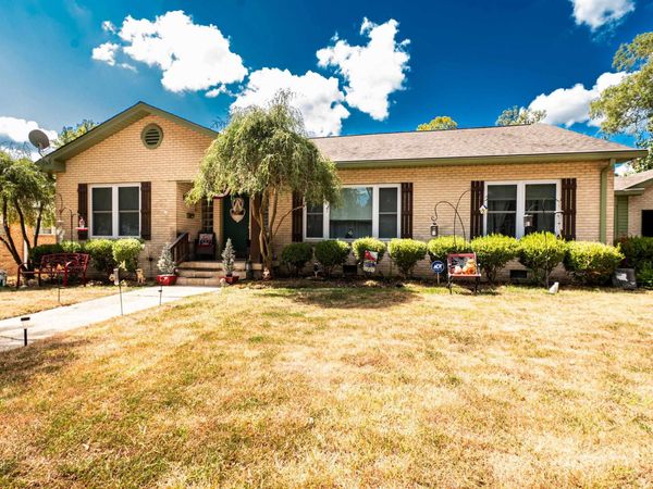 1407 W main Street, El Dorado, AR 71730