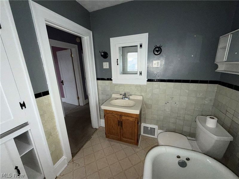 2406 Nicholas Place NW, Canton, OH 44708 Photo 24