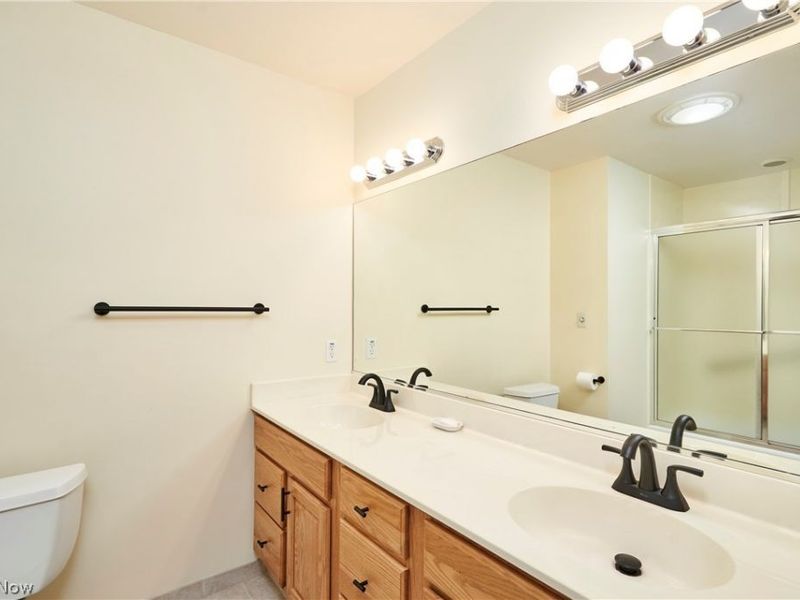 303 Somerset Road, Akron, OH 44313 Photo 13