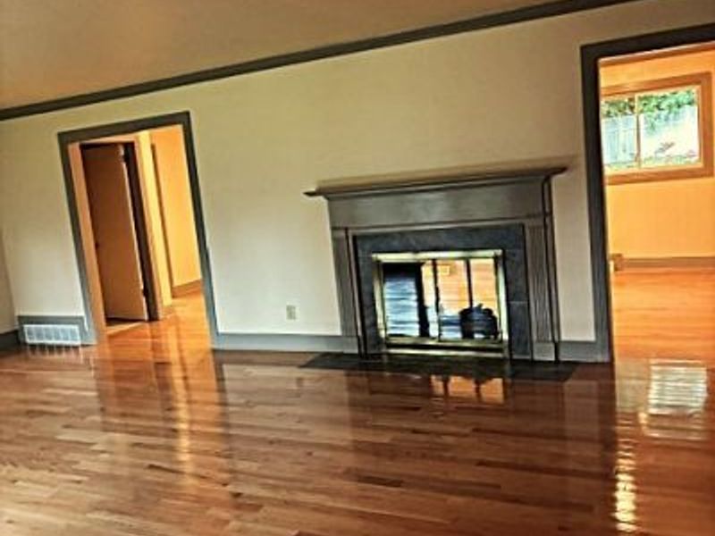 303 Somerset Road, Akron, OH 44313 Photo 2