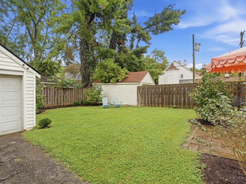 6974 Cambridge Avenue, Mariemont, OH 45227 Photo 37