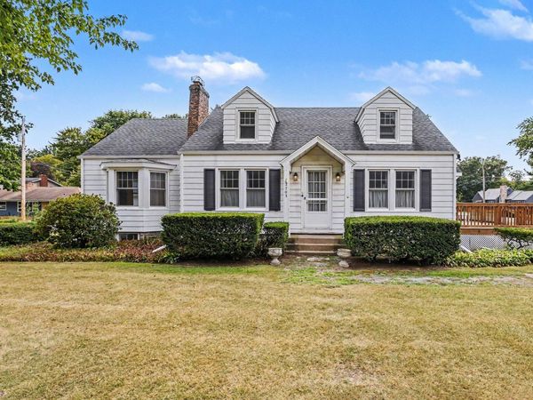 2703 Greenwood Avenue , Trail Creek, IN 46360
