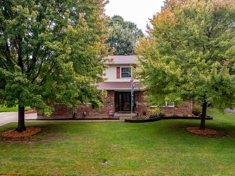 1874 Willowgreen Drive, Beavercreek, OH 45432 Photo 2