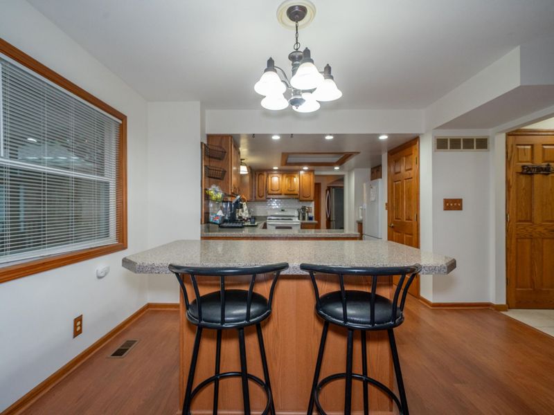 1874 Willowgreen Drive, Beavercreek, OH 45432 Photo 3