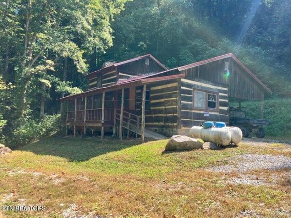 115&117 Sycamore Circle, Sneedville, TN 37869