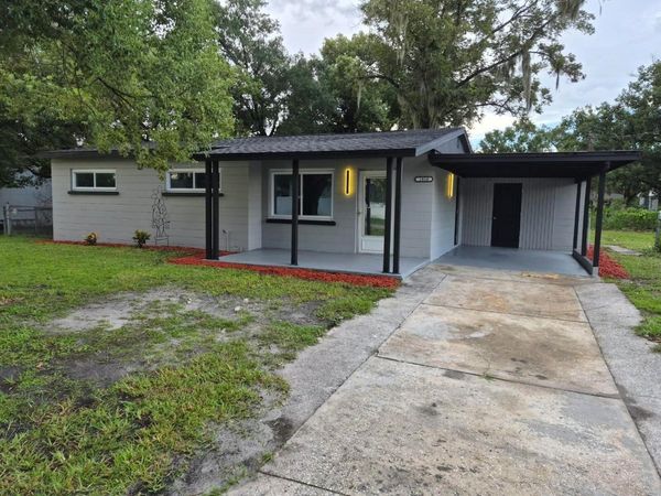 1810 E CAROL DRIVE , PLANT CITY, FL 33563