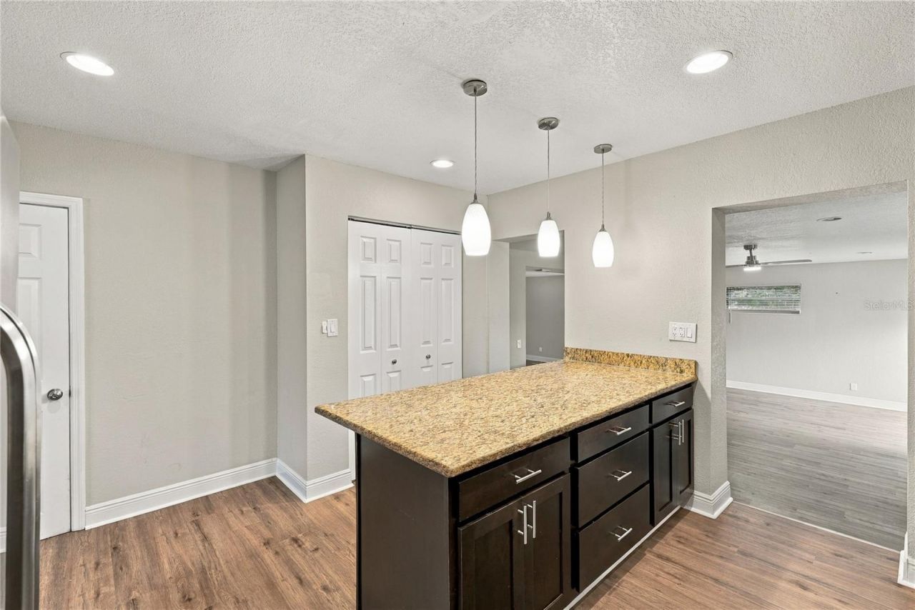 5149 22nd Avenue N, Saint Petersburg, FL 33710 Photo