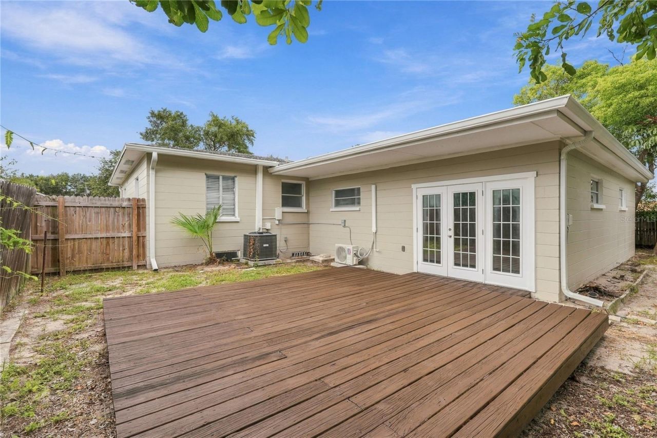 5149 22nd Avenue N, Saint Petersburg, FL 33710 Photo