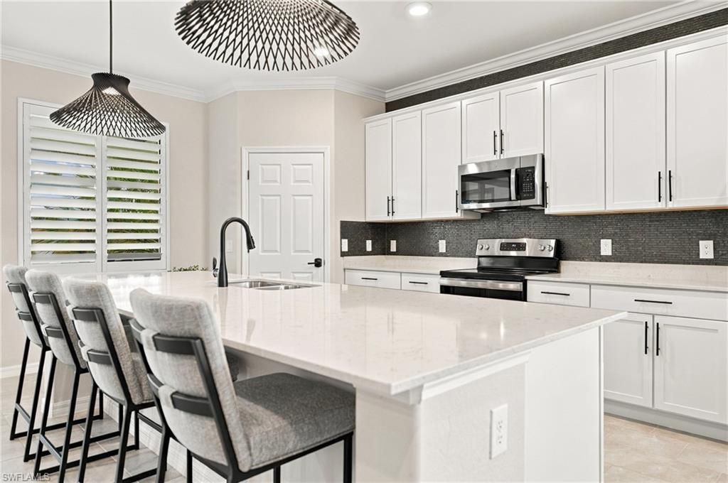 2387 Anguilla Dr, Unit 202, Naples, FL 34120 Photo