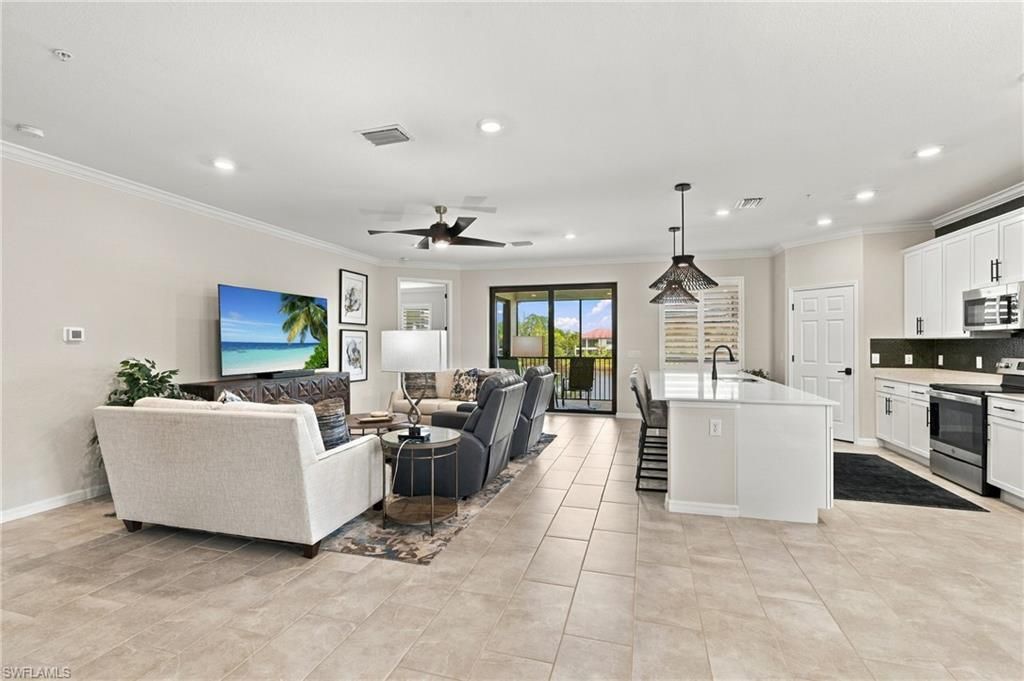 2387 Anguilla Dr, Unit 202, Naples, FL 34120 Photo