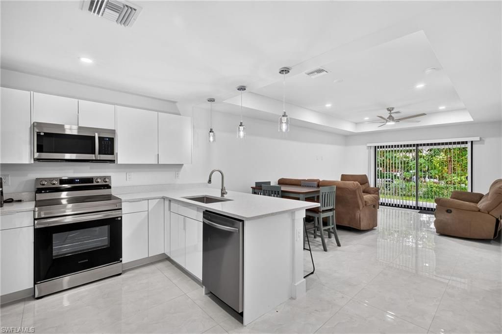 4704-4706 30th St Sw, Lehigh Acres, FL 33973 Photo