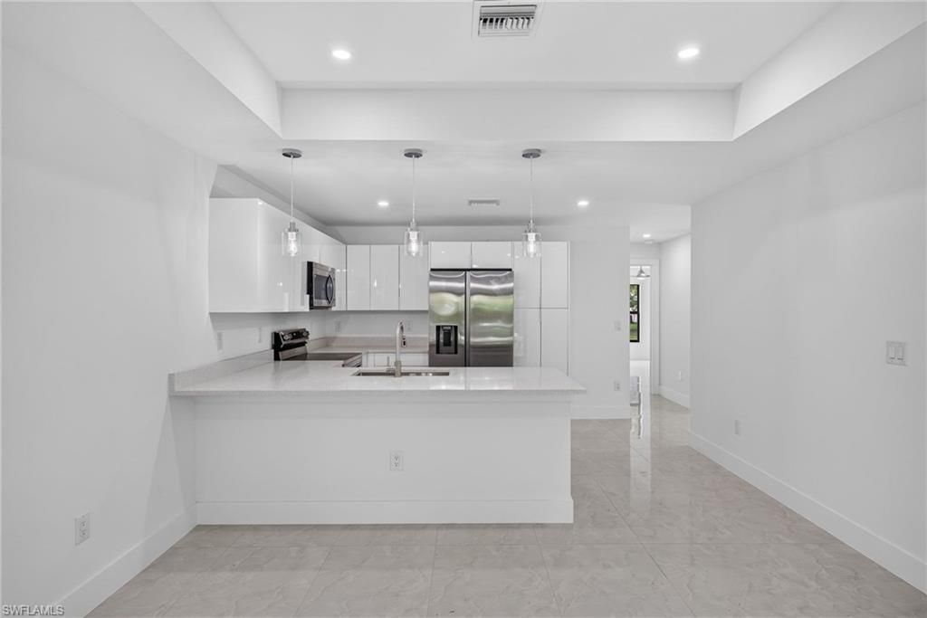 4704-4706 30th St Sw, Lehigh Acres, FL 33973 Photo