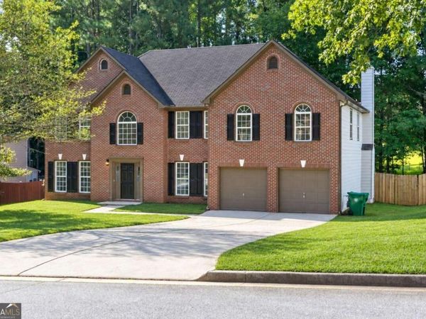 6913 Wynmeadow Drive, Stone Mountain, GA 30087
