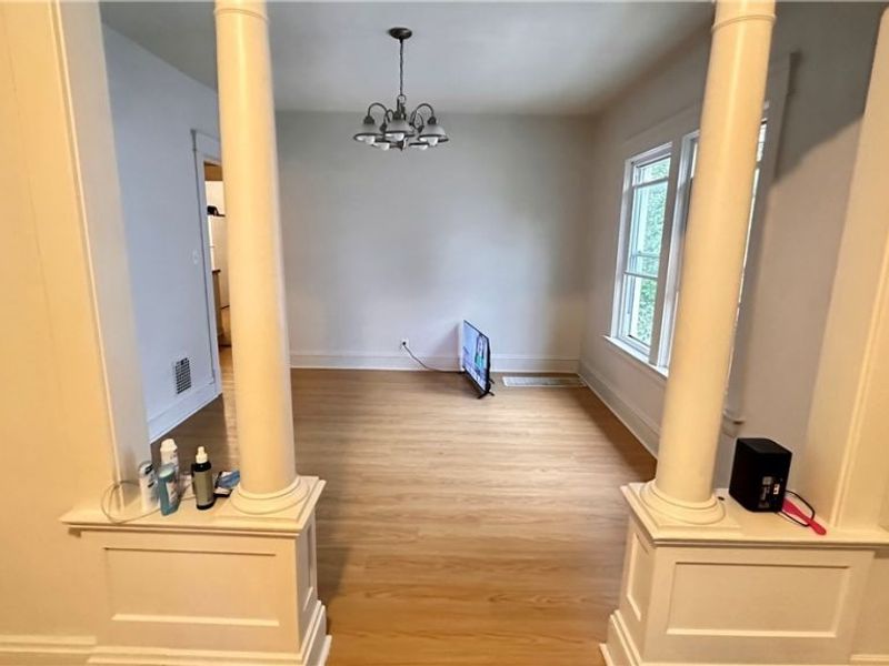 8906 Jeffries Avenue, Cleveland, OH 44105 Photo 21