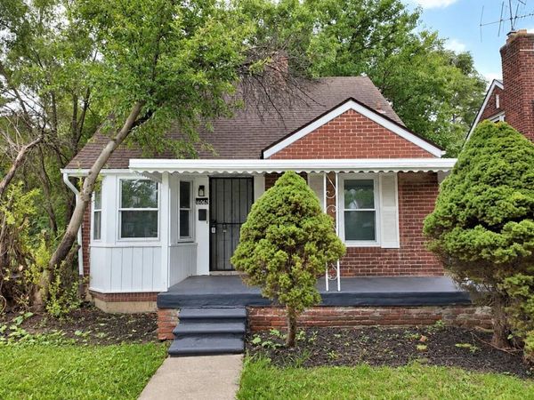 16062 Carlisle Street, Detroit, MI 48205