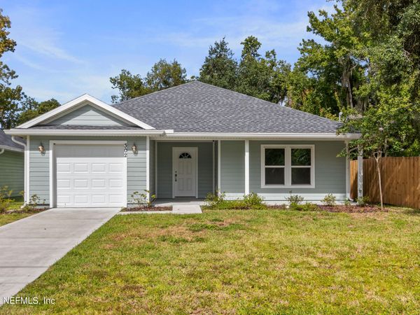 302 S 14TH Street, Palatka, FL 32177