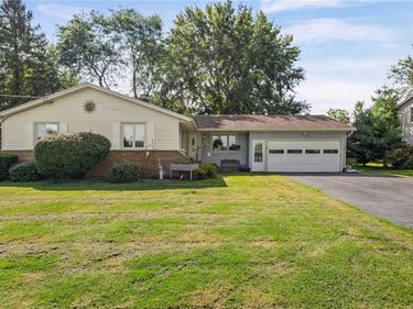 475 Burritt Road , Hilton, NY 14468